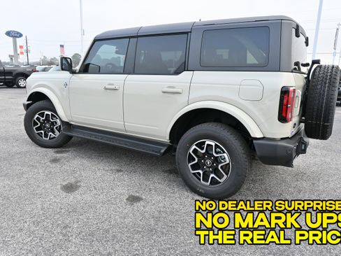 New 2025 Ford Bronco Outer Banks AWD/4WD image 7