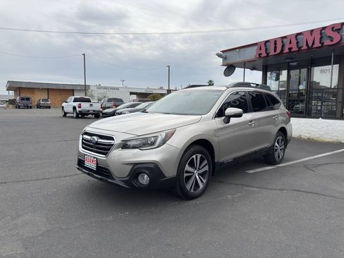 Used 2018 Subaru Outback 2.5i Limited AWD/4WD image 7