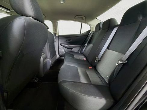 Certified 2023 Nissan Sentra SV FWD image 29