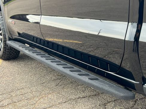 Used 2022 GMC Sierra 1500 AT4 w/ AT4 Preferred Package AWD/4WD image 15