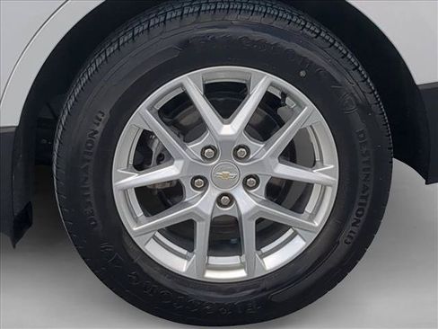 Used 2022 Chevrolet Equinox LS w/ LS Convenience Package FWD image 23