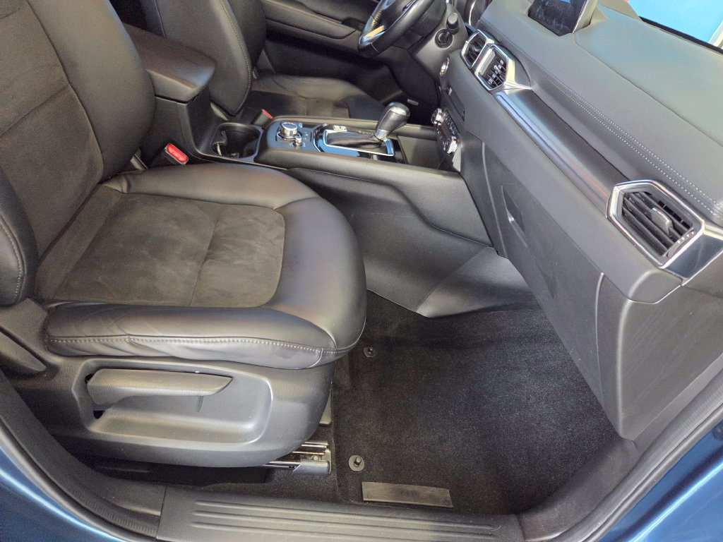 Used 2017 MAZDA CX-5 Touring w/ Preferred Equipment Package FWD image 22