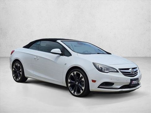 Used 2019 Buick Cascada Premium FWD image 3