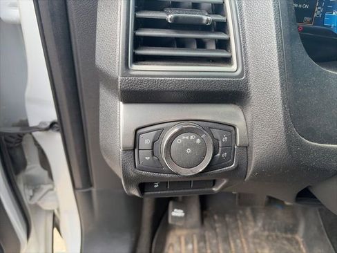 Used 2018 Ford Explorer XLT w/ Equipment Group 202A image 19