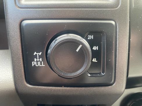 Used 2022 Ford F250 XL w/ Power Equipment Group image 34