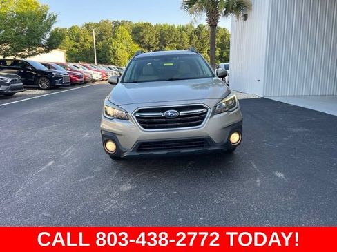 Used 2019 Subaru Outback 2.5i Limited AWD/4WD image 32