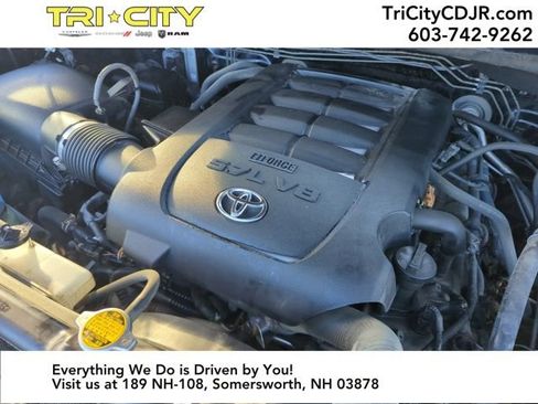 Used 2017 Toyota Tundra SR5 image 31