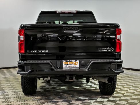 Used 2023 Chevrolet Silverado 3500 High Country image 6