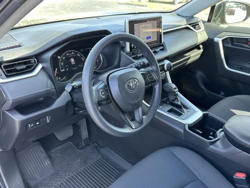 Used 2023 Toyota RAV4 LE FWD image 14