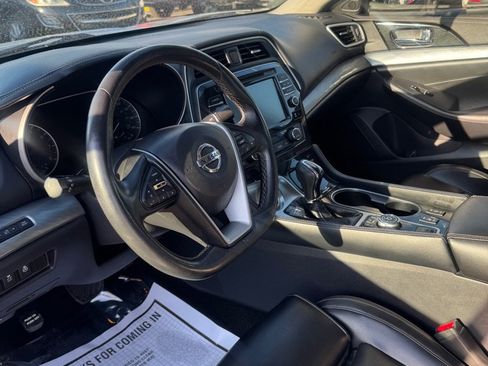 Used 2017 Nissan Maxima 3.5 SL FWD image 7