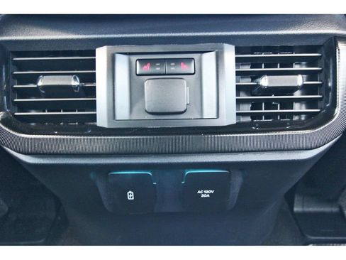 Used 2023 Ford F150 Lightning Platinum AWD/4WD image 13