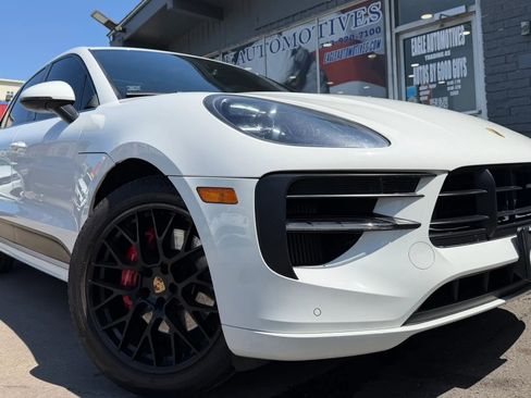 Used 2020 Porsche Macan GTS AWD/4WD image 1