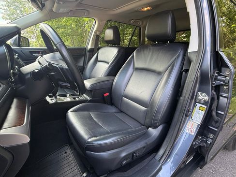 Used 2015 Subaru Outback 2.5i Limited AWD/4WD image 15