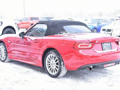 Used 2017 FIAT 124 Spider Classica image 10