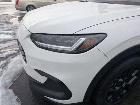 Used 2023 Honda HR-V Sport image 1