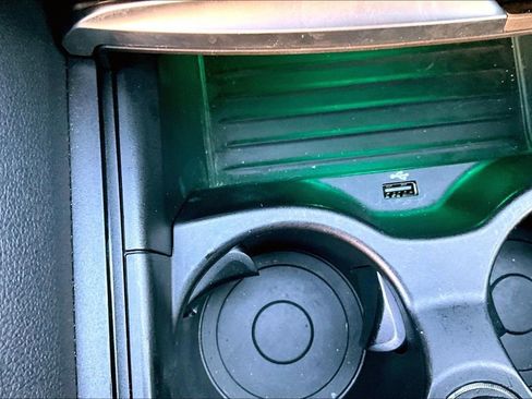 Used 2022 BMW 540i xDrive w/ M Sport Package image 15