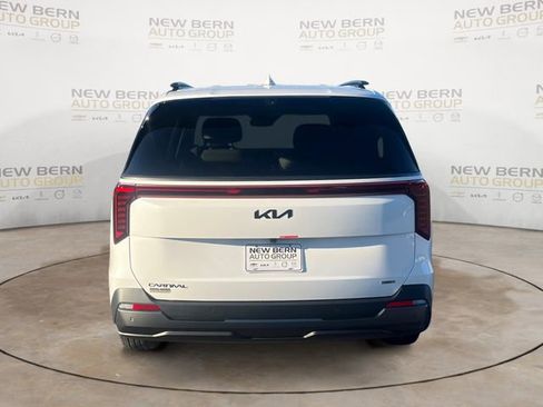 New 2026 Kia Carnival SX Prestige FWD image 4