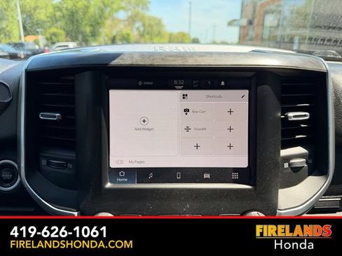 Used 2024 RAM 3500 Big Horn AWD/4WD image 28