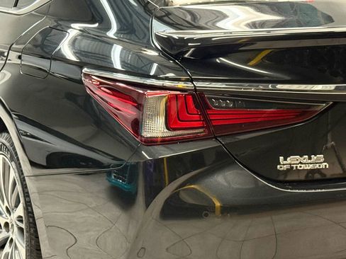 Used 2021 Lexus ES 250 w/ Premium Package image 13