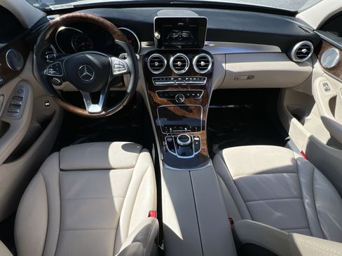 Used 2018 Mercedes-Benz C 300 4MATIC Sedan image 13