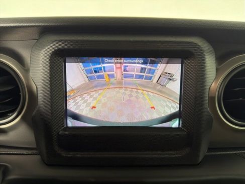 Certified 2023 Jeep Wrangler Sport S image 15