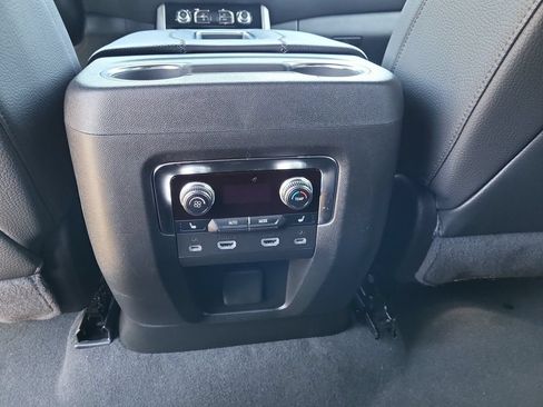 Used 2024 GMC Yukon Denali w/ Advanced Technology Package AWD/4WD image 16