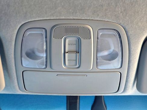 Used 2015 Kia Soul EV + FWD image 26