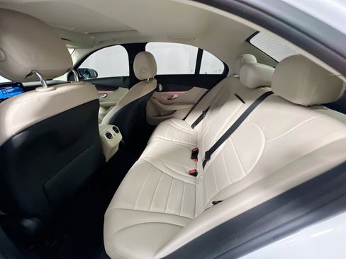 Used 2021 Mercedes-Benz C 300 Sedan image 29