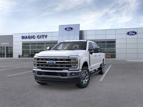New 2026 Ford F250 Lariat w/ Chrome Package image 2