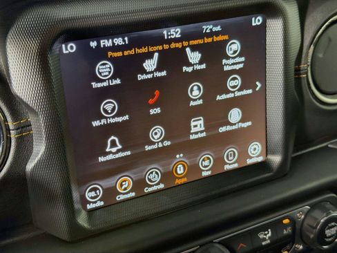Used 2022 Jeep Wrangler Unlimited Sahara AWD/4WD image 19