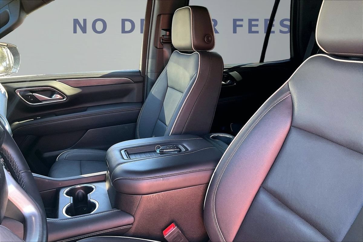 Used 2023 GMC Yukon SLT RWD image 21