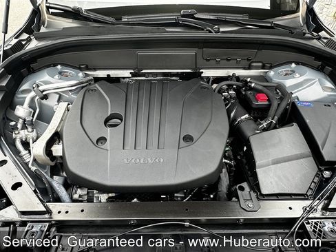 Used 2023 Volvo XC60 B5 Plus AWD/4WD image 25