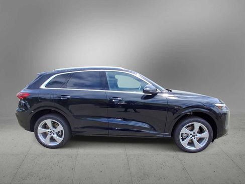 New 2026 Audi Q5 Premium Plus AWD/4WD image 9