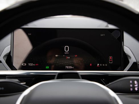 Used 2025 GMC Sierra EV Denali image 25