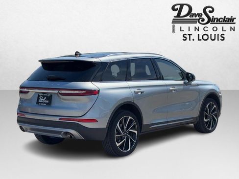 Used 2023 Lincoln Corsair Reserve w/ Equipment Group 201A AWD/4WD image 3
