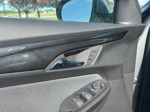 Used 2025 Chevrolet TrailBlazer LT AWD/4WD image 9