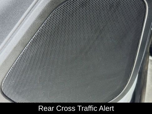 Used 2023 Chevrolet Blazer LT FWD image 22
