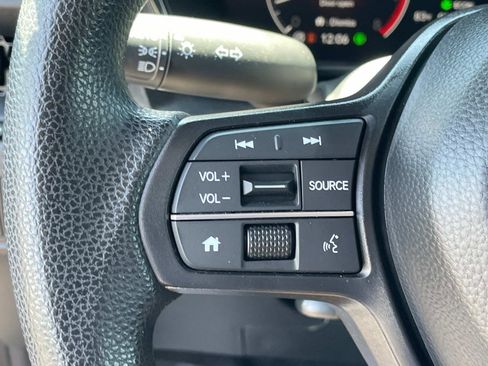 Used 2024 Honda CR-V EX image 8