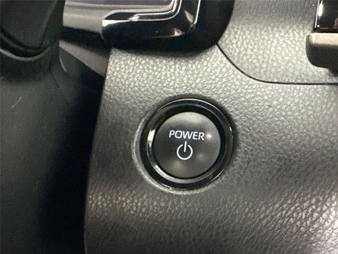 Certified 2025 Toyota Camry LE image 21