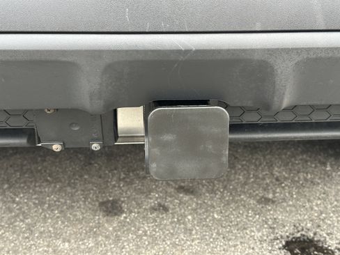 Certified 2025 Porsche Cayenne S image 20