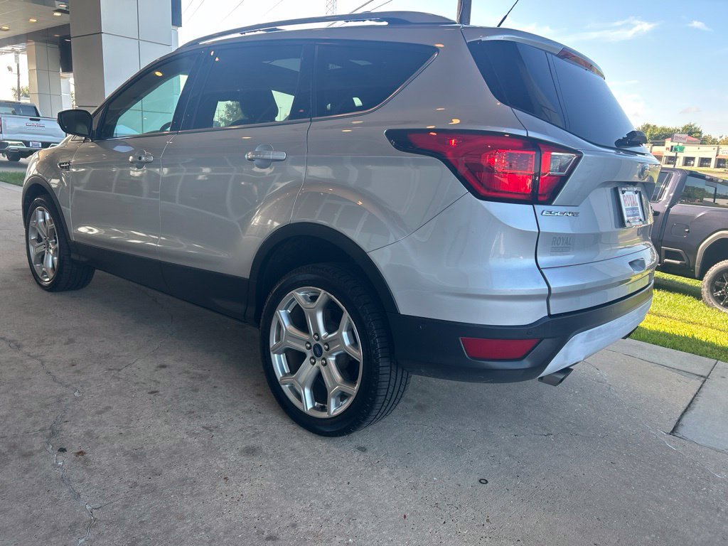 Used 2019 Ford Escape Titanium AWD/4WD image 5
