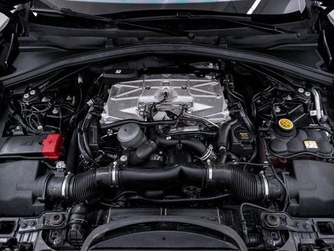 Used 2020 Jaguar F-PACE SVR image 29