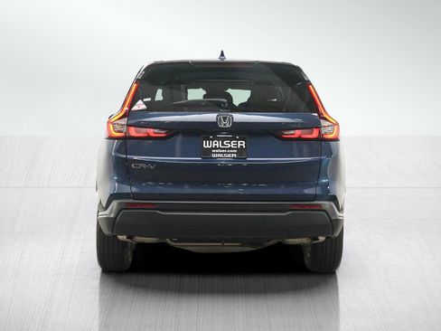 Used 2025 Honda CR-V EX image 4