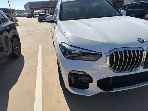 Used 2019 BMW X5 xDrive40i w/ M Sport Package image 3