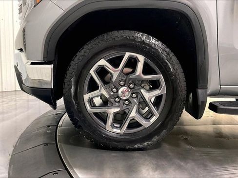 Used 2026 GMC Sierra 1500 SLT w/ SLT Premium Plus Package AWD/4WD image 9