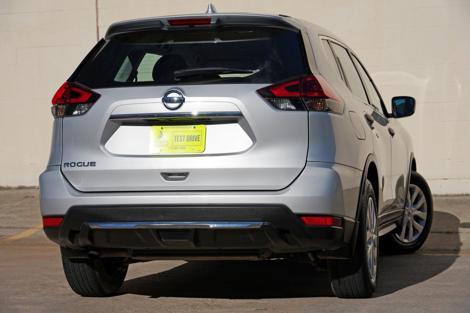 Used 2019 Nissan Rogue S FWD image 4