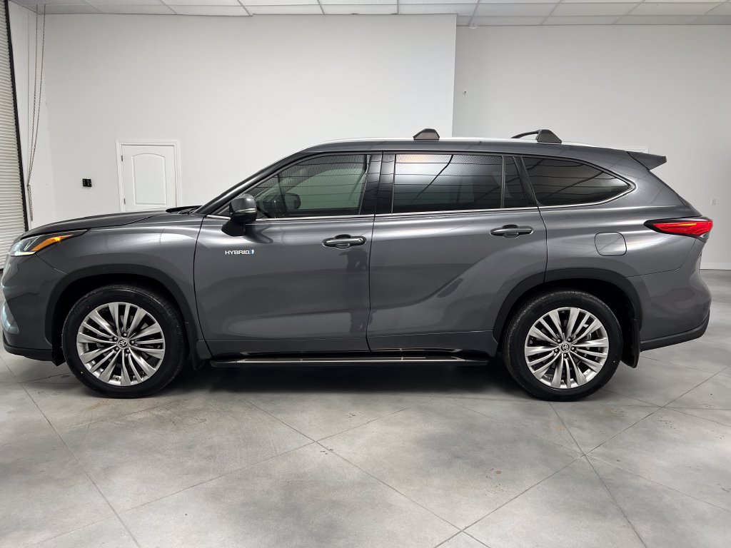 Used 2020 Toyota Highlander Platinum FWD image 5