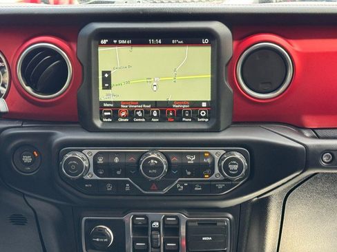 Used 2020 Jeep Gladiator Rubicon AWD/4WD image 13
