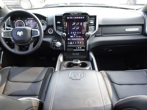Used 2025 RAM 1500 Laramie w/ Sport Appearance Package AWD/4WD image 39