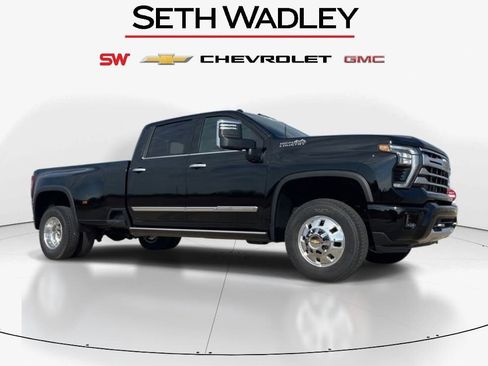 New 2026 Chevrolet Silverado 3500 High Country w/ Technology Package image 1